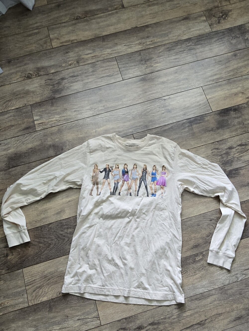 Official Taylor Swift 1989 Taylors Version Long Sleeve Size Medium